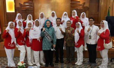Pj Gubernur Al Muktabar Luncurkan Sekolah Online Lansia TP PKK Provinsi Banten