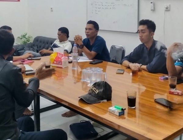 AUDIENSI DENGAN PT. PANCA BEJALAN KONDUSIF.                                 JUAN : SIAP MENDUKUNG PERUSAHAAN ASALAKAN KEDEPANKAN KEARIFAN LOKAL